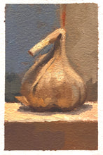 Load image into Gallery viewer, One head of garlic on a box
